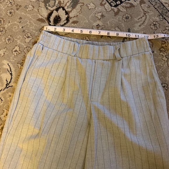 Bershka Gray Pinstripe tapered trousers - Picture 13 of 13